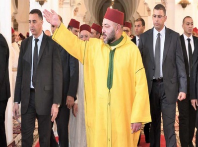 Le Roi, Amir Al Mouminine, accomplit la prière du vendredi à la mosquée Koutoubia à Marrakech Le Roi, Amir Al Mouminine, accomplit la prière du vendredi à la mosquée Koutoubia à Marrakech