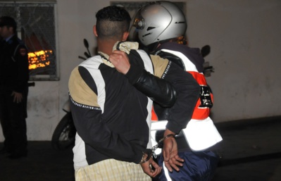 Marrakech: Arrestation d'un individu pour son implication présumée dans la constitution de bande criminelle, vol et dégradation de biens publics et privés Marrakech: Arrestation d'un individu pour son implication présumée dans la constitution de bande criminelle, vol et dégradation de biens publics et privés