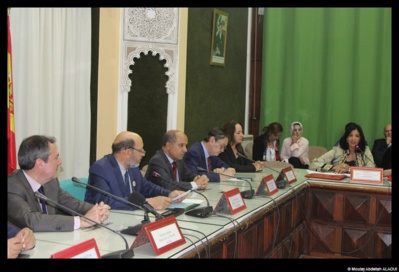 Signature d’un mémorandum d’entente entre les villes de Marrakech et Séville pour le renforcement de la coopération décentralisée Signature d’un mémorandum d’entente entre les villes de Marrakech et Séville pour le renforcement de la coopération décentralisée