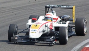 Le Suédois Felix Rosenqvist remporte la troisième course à Marrakech, D'Ambrosio 15e Le Suédois Felix Rosenqvist remporte la troisième course à Marrakech, D'Ambrosio 15e