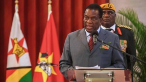 Le président du Zimbabwe annonce des élections dans les quatre à cinq prochains mois Le président du Zimbabwe annonce des élections dans les quatre à cinq prochains mois