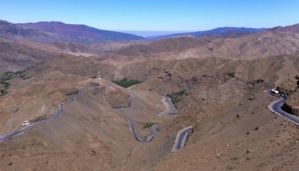 Le taux de réalisation du projet d'aménagement et d’amélioration du niveau de sécurité et de service de la RN9 reliant Marrakech à Ouarzazate dépasse les 30 pc Le taux de réalisation du projet d'aménagement et d’amélioration du niveau de sécurité et de service de la RN9 reliant Marrakech à Ouarzazate dépasse les 30 pc