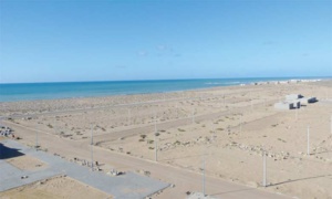 Laâyoune-Sakia El Hamra: Le charme de l'union mer-désert Laâyoune-Sakia El Hamra: Le charme de l'union mer-désert