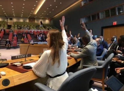 Belle claque reçue par les terro-polisariens, les dirigeants algériens et sud -africains au Conseil de Sécurité de l'ONU Belle claque reçue par les terro-polisariens, les dirigeants algériens et sud -africains au Conseil de Sécurité de l'ONU