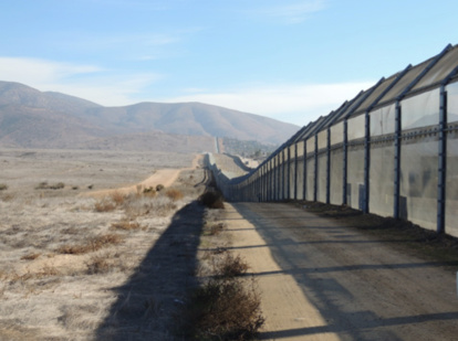 30 ans après Berlin, les murs se dressent contre les angoisses de la mondialisation 30 ans après Berlin, les murs se dressent contre les angoisses de la mondialisation