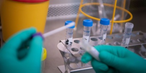 Comment le coronavirus se propage aux multinationales