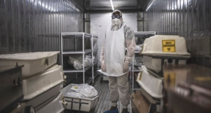 En Afrique du Sud, des containers pour des morts du Covid En Afrique du Sud, des containers pour des morts du Covid