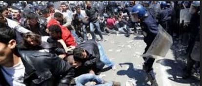 Surchauffe en Algérie en ce mois Sacré de Ramadan ou tentative d'un coup de force d'un quarteron de généraux algériens ! Surchauffe en Algérie en ce mois Sacré de Ramadan ou tentative d'un coup de force d'un quarteron de généraux algériens !