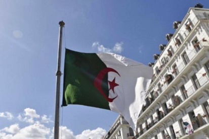 Algérie: Un parti d'opposition dénonce une fermeture complète de la scène politique Algérie: Un parti d'opposition dénonce une fermeture complète de la scène politique