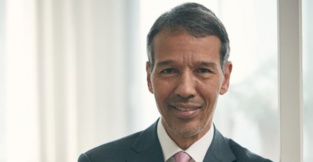 Los compromisos adquiridos son una etapa decisiva para la creación en Marruecos de un polo de excelencia biofarmacéutica en África (vicepresidente de Samsung Biologics) Los compromisos adquiridos son una etapa decisiva para la creación en Marruecos de un polo de excelencia biofarmacéutica en África (vicepresidente de Samsung Biologics)