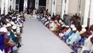 Tijanes of Mali Pay Tribute to HM the King, Commander of the Faithful, for His Guidance and Support for Creation of CONFENAT-Mali Tijanes of Mali Pay Tribute to HM the King, Commander of the Faithful, for His Guidance and Support for Creation of CONFENAT-Mali