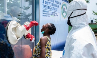 Covid-19: l'Afrique franchit la barre des 7 millions de cas positifs (CDC Afrique) Covid-19: l'Afrique franchit la barre des 7 millions de cas positifs (CDC Afrique)