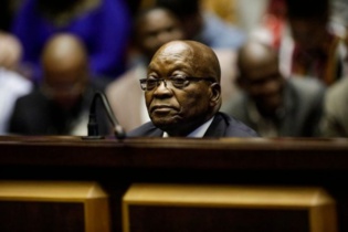 Afrique du Sud: Appel aux dons pour payer les frais du procès pour corruption de Zuma Afrique du Sud: Appel aux dons pour payer les frais du procès pour corruption de Zuma