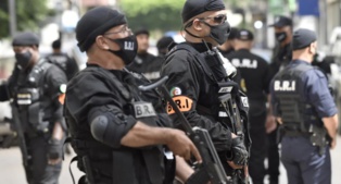 La police algérienne arrête 27 membres présumés d'un groupe séparatiste La police algérienne arrête 27 membres présumés d'un groupe séparatiste