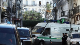 Le pouvoir algérien a privilégié le "tout répressif" au détriment de l'écoute des revendications populaires (collectif) Le pouvoir algérien a privilégié le "tout répressif" au détriment de l'écoute des revendications populaires (collectif)