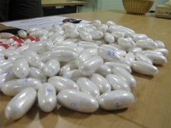 Aéroport Marrakech : Arrestation de deux algériens transportant de la cocaïne dans leur estomac Aéroport Marrakech : Arrestation de deux algériens transportant de la cocaïne dans leur estomac