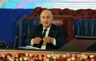 L'Algérie ou "la politique de l'exportation des crises internes" (Marianne) L'Algérie ou "la politique de l'exportation des crises internes" (Marianne)