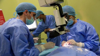 Traitement du glaucome: trois questions au Dr Agoumi sur le 1er symposium du groupe Université de Montréal-Maroc Traitement du glaucome: trois questions au Dr Agoumi sur le 1er symposium du groupe Université de Montréal-Maroc