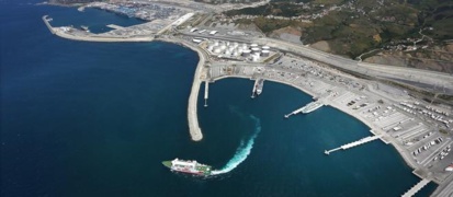 Le port Dakhla Atlantique vise à soutenir le développement économique, social et industriel de la région dans tous les secteurs productifs Le port Dakhla Atlantique vise à soutenir le développement économique, social et industriel de la région dans tous les secteurs productifs