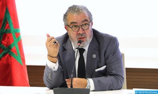 SIEL: L’écrivain et journaliste Khalil Hachimi Idrissi signe son recueil de poésie “Anthologie erratique” SIEL: L’écrivain et journaliste Khalil Hachimi Idrissi signe son recueil de poésie “Anthologie erratique”