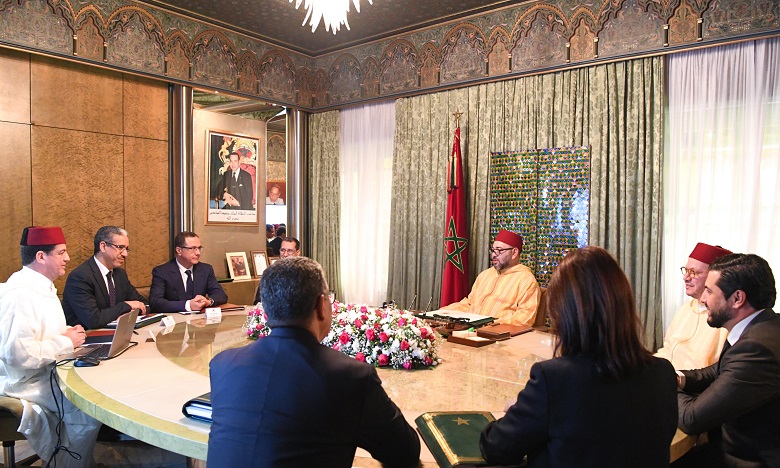 Le Roi Mohammed VI suit de près le déploiement des énergies renouvelables dans le Royaume Le Roi Mohammed VI suit de près le déploiement des énergies renouvelables dans le Royaume