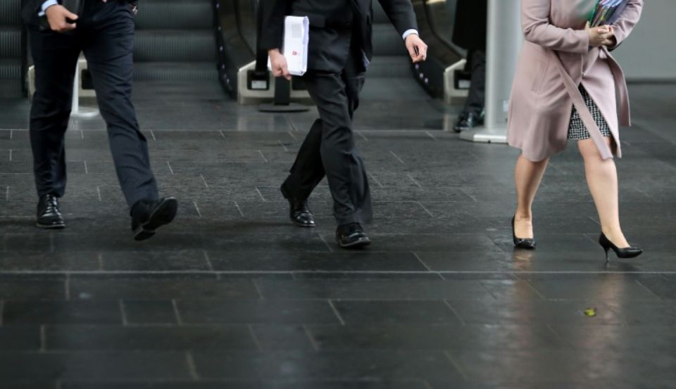 Royame-Uni : arguments "pitoyables" pour ne pas promouvoir des femmes, selon un rapport