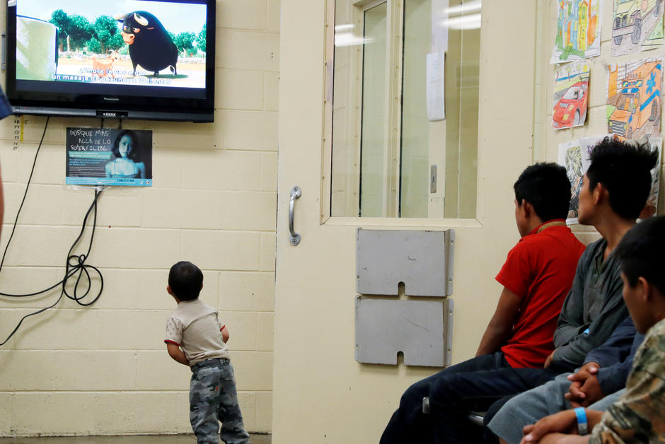 4 556 enfants immigrés disent avoir subi des agressions sexuelles dans les centres de détention américains