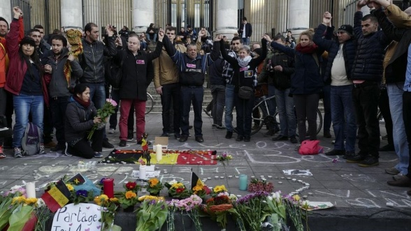 Mère de victime et mère de jihadiste ensemble pour un message d'espoir Mère de victime et mère de jihadiste ensemble pour un message d'espoir