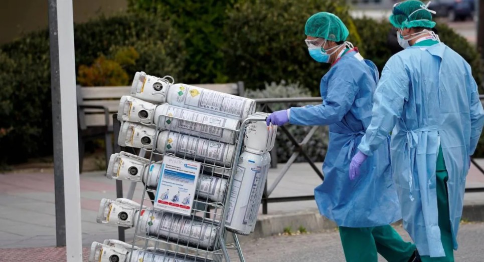 Algérie / Covid : les ultras d'un grand club algérois se mobilisent contre la crise d'oxygène Algérie / Covid : les ultras d'un grand club algérois se mobilisent contre la crise d'oxygène