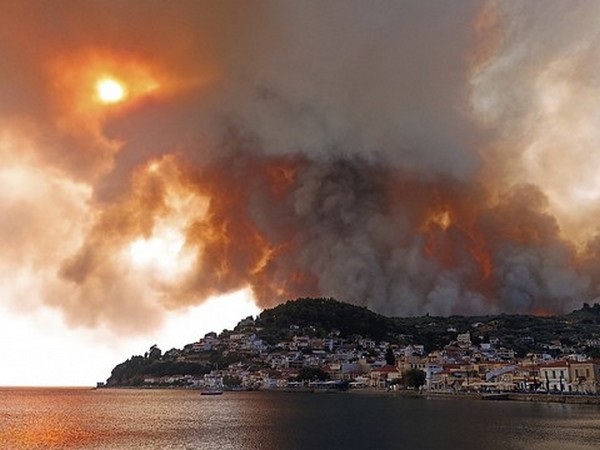 Canicules, sécheresse et incendies menacent la Méditerranée Canicules, sécheresse et incendies menacent la Méditerranée