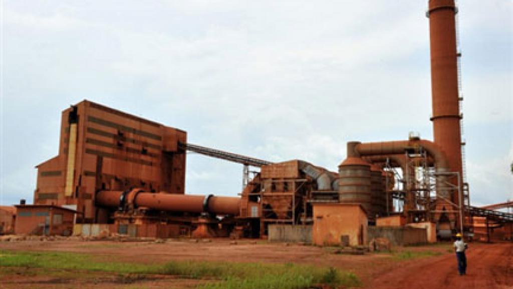 Le réservoir mondial de bauxite en Guinée, victime collatérale du coup d'Etat? Le réservoir mondial de bauxite en Guinée, victime collatérale du coup d'Etat?