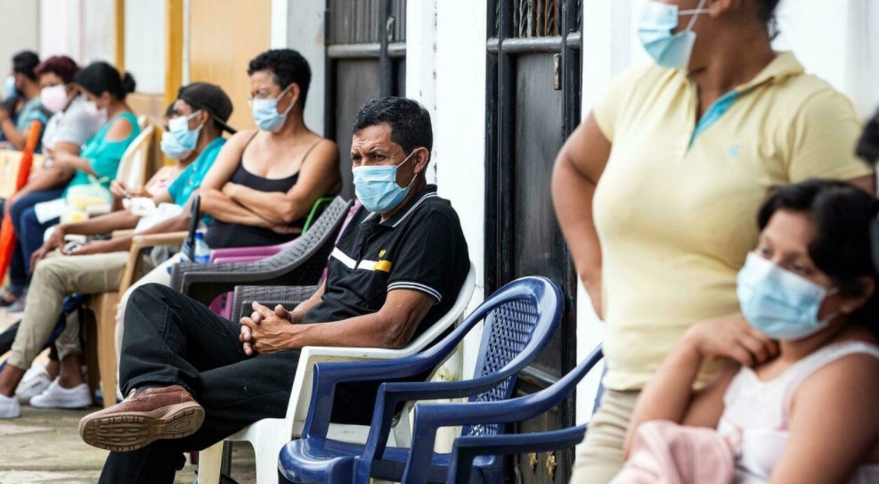 Virus: l'Afrique du Sud "perplexe" de figurer sur la liste rouge britannique Virus: l'Afrique du Sud "perplexe" de figurer sur la liste rouge britannique