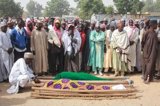 Nigeria: des jihadistes attaquent des rivaux détenus dans un camp Nigeria: des jihadistes attaquent des rivaux détenus dans un camp