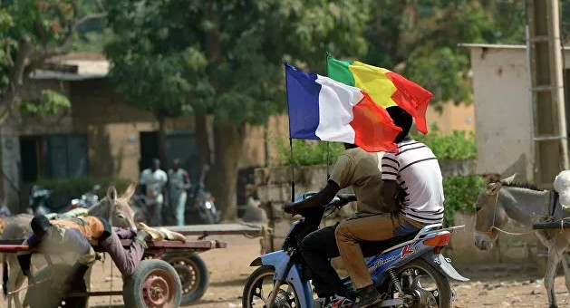 Le Sénégal "très préoccupé" par les tensions diplomatiques entre la France et le Mali (ministre des AE) Le Sénégal "très préoccupé" par les tensions diplomatiques entre la France et le Mali (ministre des AE)