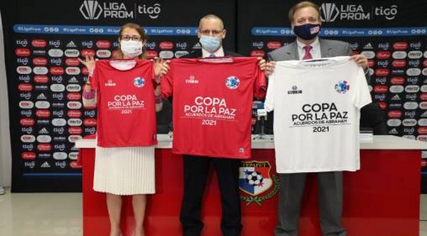 Panama: une "coupe de football pour la paix" pour marquer le 1er anniversaire des Accords d’Abraham Panama: une "coupe de football pour la paix" pour marquer le 1er anniversaire des Accords d’Abraham