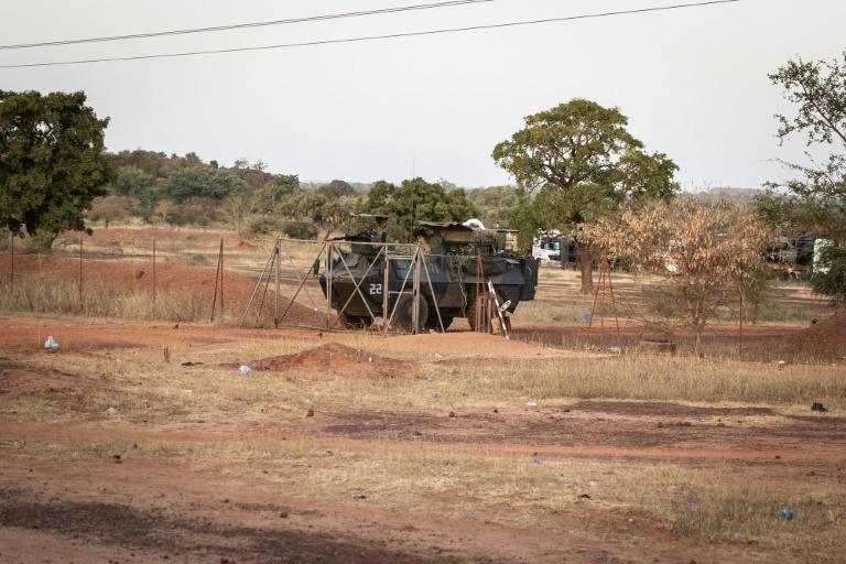Deux morts dans des heurts sur la route d’un convoi militaire français au Sahel