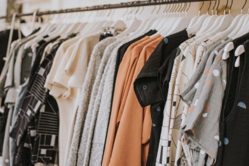 ​Achat de vêtements: des dépenses limitées