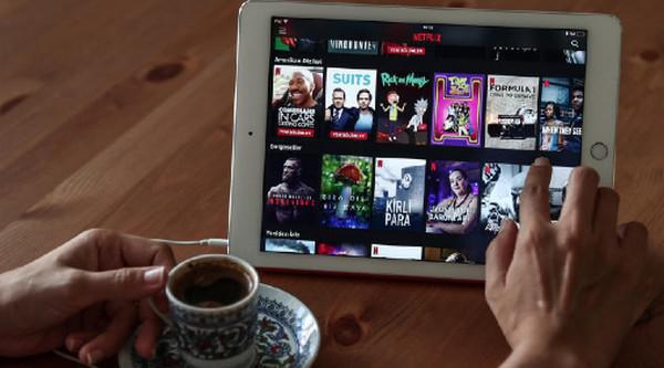 Films, streaming et pandémie: le cinéma contraint de s'adapter pour survivre Films, streaming et pandémie: le cinéma contraint de s'adapter pour survivre