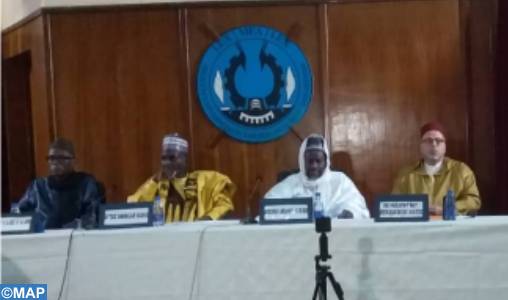 Sénégal : Présentation à Dakar d’un livre sur les relations entre Cheikh Ibrahima Niass et le Royaume du Maroc Sénégal : Présentation à Dakar d’un livre sur les relations entre Cheikh Ibrahima Niass et le Royaume du Maroc