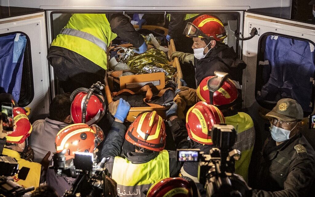 L’UNICEF présente ses condoléances à la famille de Rayan et rend hommage aux efforts de sauvetage L’UNICEF présente ses condoléances à la famille de Rayan et rend hommage aux efforts de sauvetage