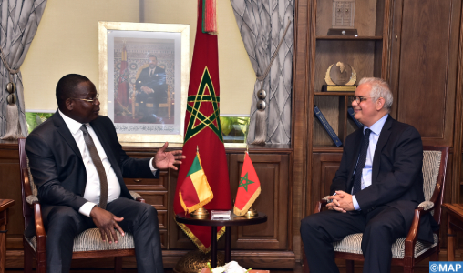 Rabat: Le renforcement de la coopération bilatérale au centre des entretiens de M. Baraka avec son homologue béninois Rabat: Le renforcement de la coopération bilatérale au centre des entretiens de M. Baraka avec son homologue béninois