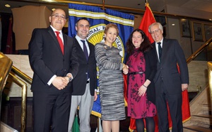 Lalla Joumala Alaoui s'entretient avec la Présidente du National Press Club de Washington