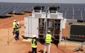 Des éoliennes et des centrales solaires dans le Sahara feraient davantage pleuvoir (étude)