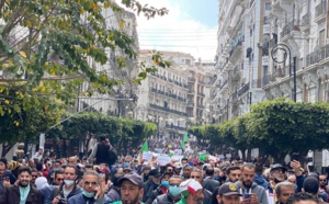 Le mouvement du Hirak hausse le ton face aux responsables algériens