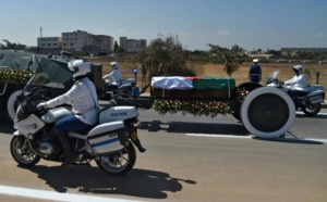 Algérie: l'ex-président Bouteflika inhumé plus discrètement que ses prédécesseurs