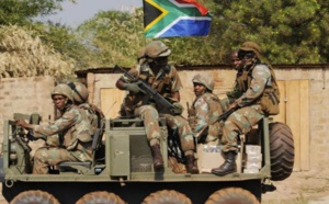 Afrique du Sud: brève prise d'otage de deux membres du gouvernement