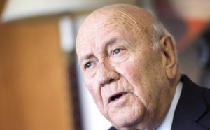 Décès de Frederik Willem de Klerk, dernier président blanc d'Afrique du Sud