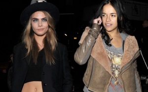 L'actrice Michèle Rodriguez se rend avec son ‘amoureuse’ Cara Delevingne à Marrakech
