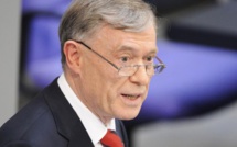 Horst Köhler s’enlise dans de vagues consultations Horst Köhler s’enlise dans de vagues consultations