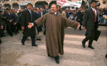 Bouteflika, l'ex président volubile et tout puissant poussé à la démission